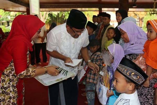Infaq Yatim dan Duafa